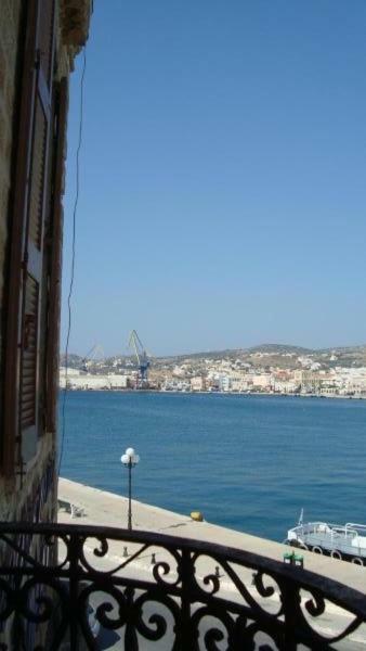Kymata Hotel Ermoupoli Luaran gambar